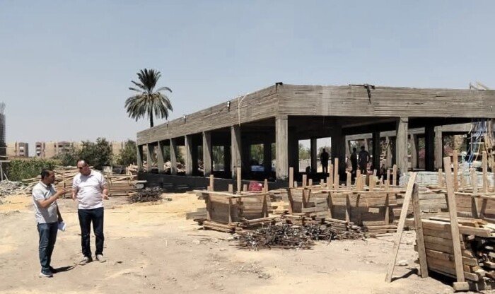 مدير «صحة بني سويف» يتفقد أعمال الإنشاء بمستشفى سمسطا المركزي