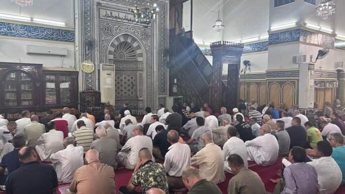 «الإحسان إلى المحتاجين».. موضوع خطبة الجمعة بمساجد الجمهورية اليوم