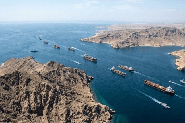 ملف المضيق يتقدم على النووي.. هل أصبح هرمز «الورقة الذهبية» لإيران؟!