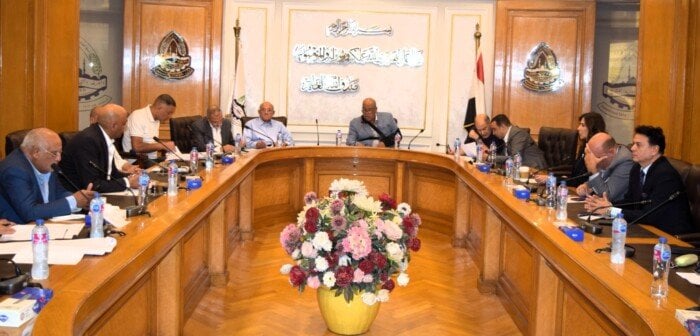 «غرفة القاهرة» تضع خارطة طريق لتطوير الخدمات الاقتصادية.. والعشري: مواكبة رؤية مصر 2030