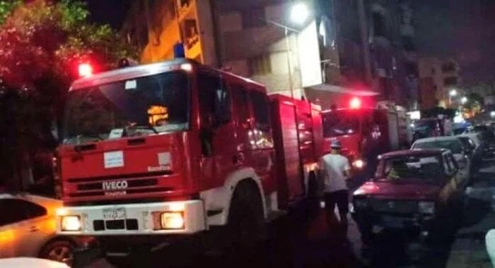 السيطرة على حريق داخل غرفة مسعفين بالفيوم دون إصابات