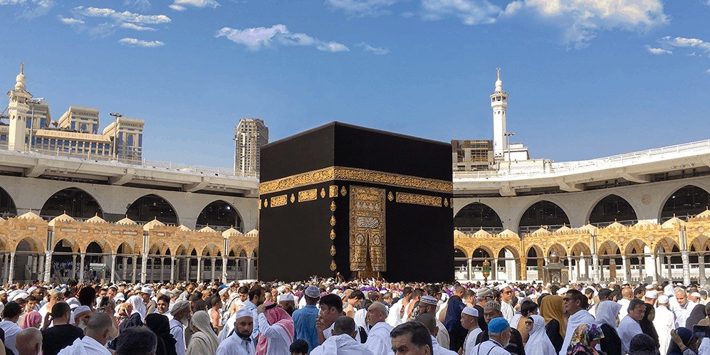 تبدأ من 32 ألف جنيه.. تفاصيل برامج وأسعار عمرة 2026
