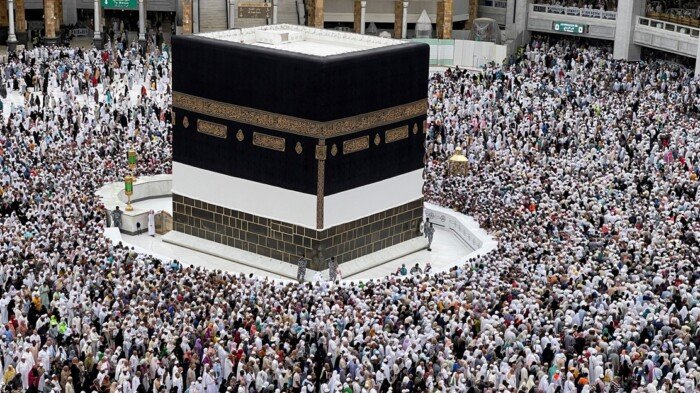 الاقتصادية والخمس نجوم.. أسعار عمرة المولد النبوي 2026