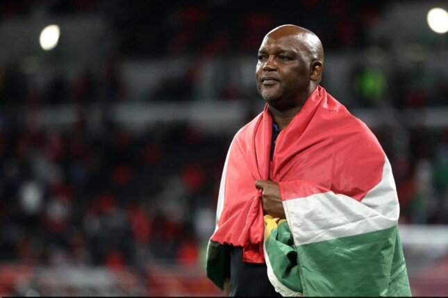 رسميًا.. بيتسو موسيماني مديرًا فنيًا لمنتخب جنوب أفريقيا