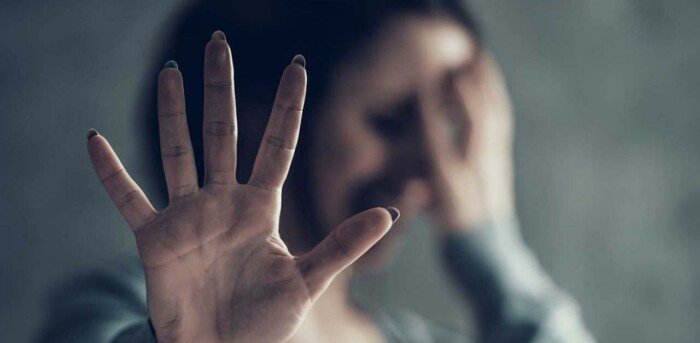 طالبة تتهم عاطلا بالتحرش بها في مدينة نصر.. والنيابة تحقق