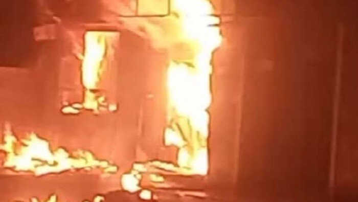دون وقوع إصابات.. السيطرة على حريق مطبعة في عابدين