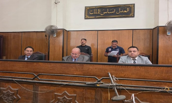 براءة المتهم بالتخلص من والدته والشروع في قتل شقيقته بالشرقية.. وإيداعه مصحة نفسية