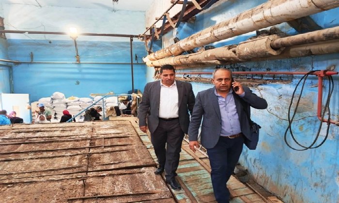 حملة تفتيشية مفاجئة على تجار اللحوم المجمدة ومصانع الثلج بكوم أمبو