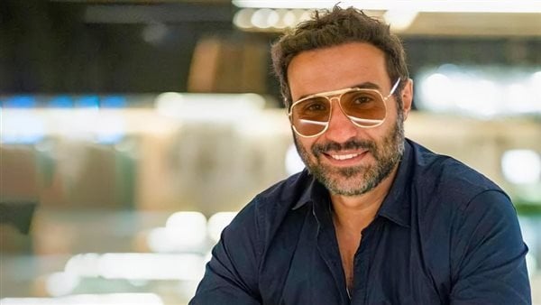 أحمد فهمي يستأنف تصوير فيلم «الفيل على الدرفيل» في الإنتاج الإعلامي