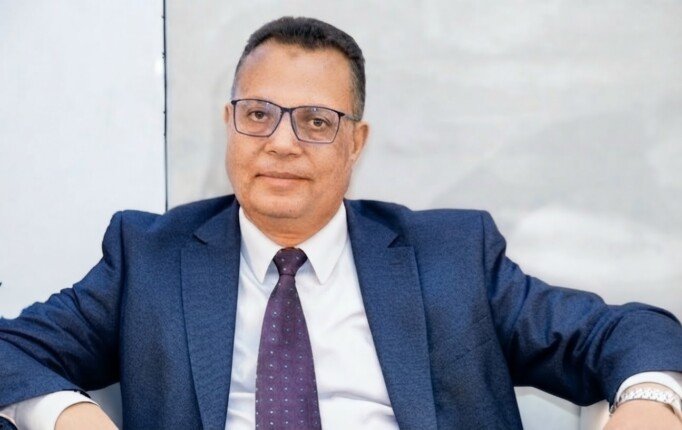 عميد طب كفر الشيخ يكشف ملامح التطوير: وحدات طبية متخصصة وتعليم تفاعلي بمعايير دولية
