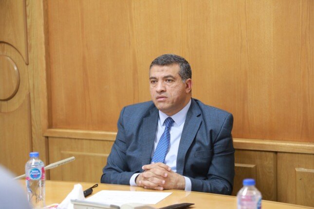 محافظ قنا يوجه بإعلان خطة صرف الأسمدة المدعمة وتوريد 4550 طنًا للجمعيات خلال أغسطس