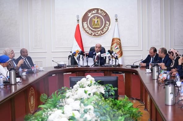 رداد يطلق القواعد العامة للائحة تنظيم العمل بالقطاع الخاص