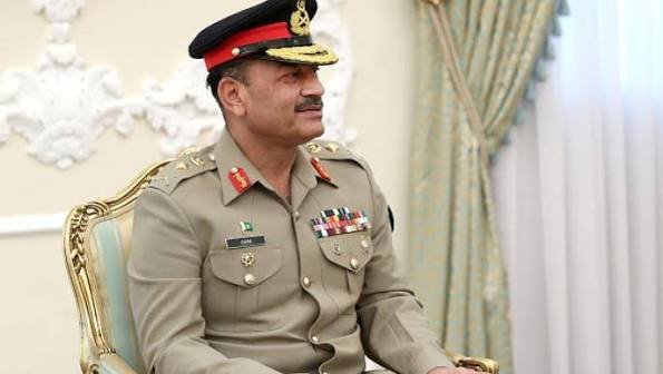 رويترز: قائد الجيش الباكستاني يستبق زيارته لطهران بإجراء اتصال مع ترامب