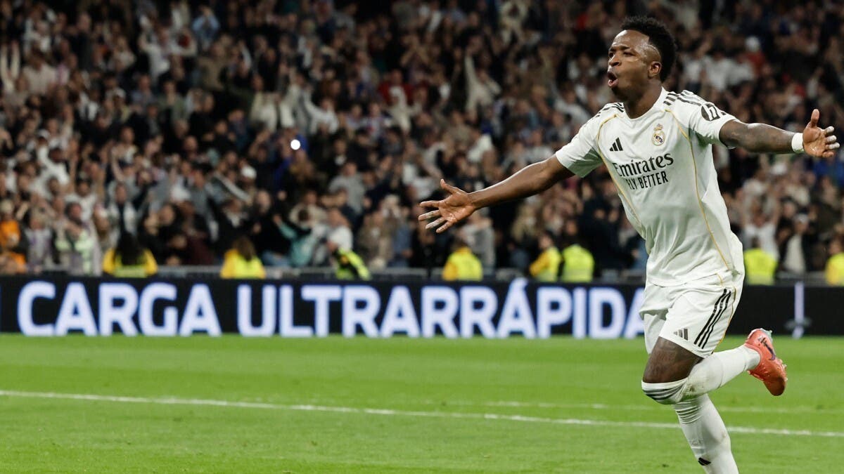 ريال مدريد يجدد عقد فينيسيوس حتى 2032