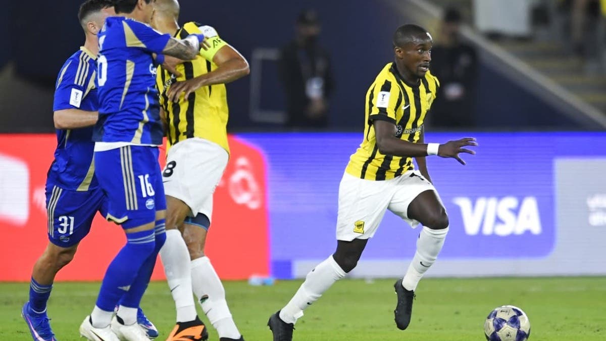 “بيلد”: ليفركوزن يتوصل لاتفاق مع موسى ديابي