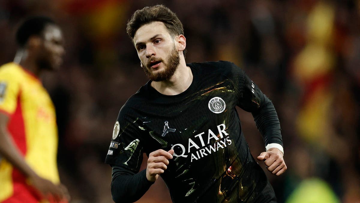 أسطورة ريال مدريد: سأمنح الكرة الذهبية لكفاراتسخيليا