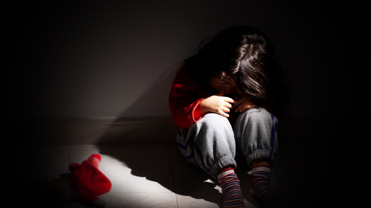 ندوب بيولوجية.. دراسة تكشف التداعيات الجسدية والنفسية لعقد الطفولة