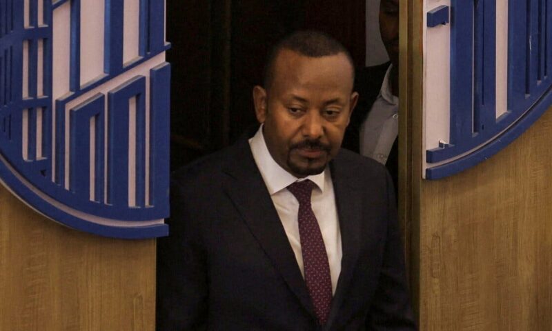 اشتباكات بين التيغراي والجيش الإثيوبي تدفع مئات اللاجئين للهرب إلى السودان