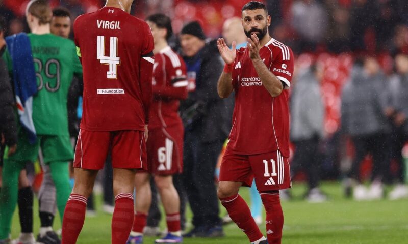طلب غريب من صلاح لطرابزون سبور.. “استلام الراتب مقدماً”