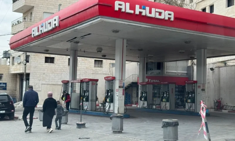 نقابة محطات الوقود: لا مؤشرات على انتهاء أزمة الوقود في الضفة قريبًا
