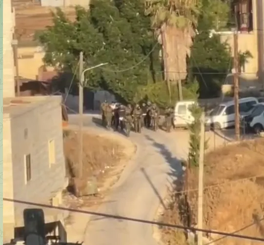 تصعيد في الضفة: اعتقالات ومواجهات وتحويل منازل لثكنات عسكرية 