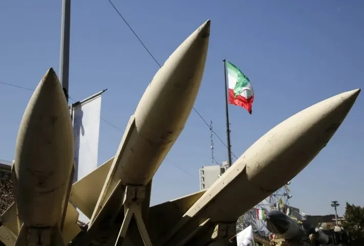 إيران تدرس استهداف مواقع في أوروبا إذا تصاعدت الحرب