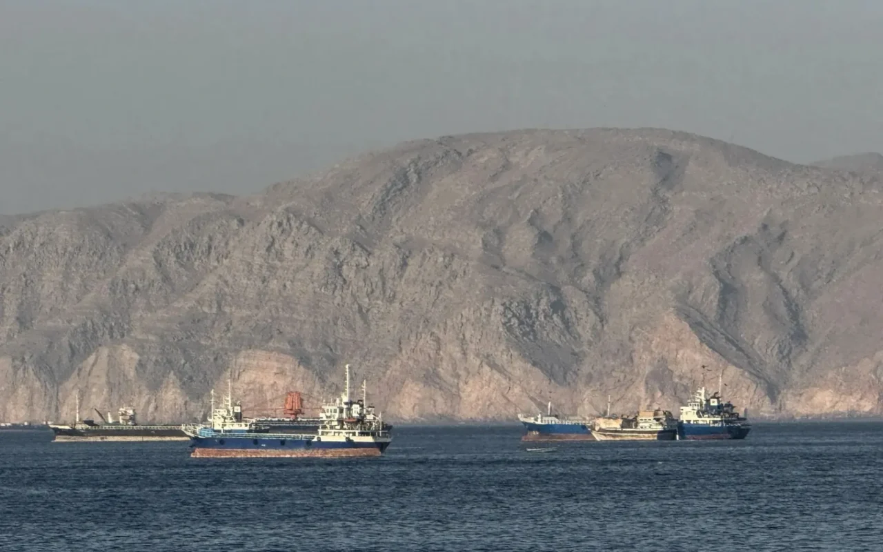 68 حادثًا خلال 6 أشهر.. كيف تحول مضيق هرمز إلى ساحة رئيسية للحرب؟