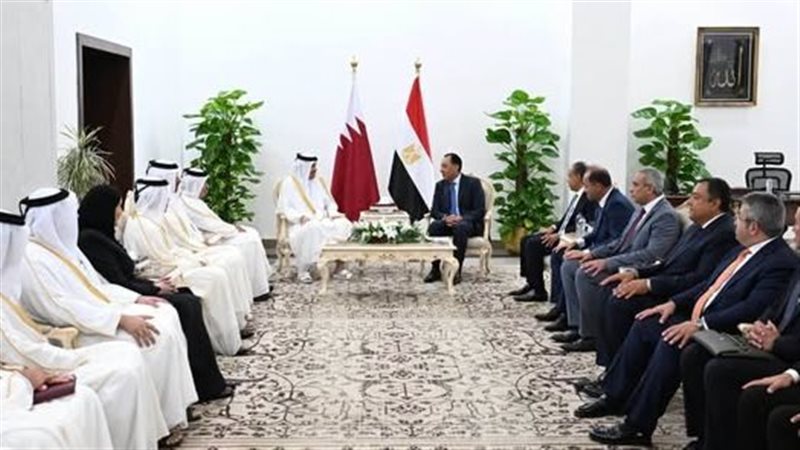 رئيس الوزراء يبحث مع نظيره القطري سبل تعزيز التعاون في المجالات المختلفة