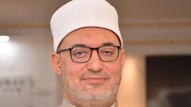 مفتي الجمهورية يعزي عميد كلية أصول الدين والدعوة بالمنوفية في وفاة والده