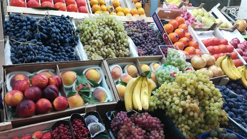 أسعار الفاكهة اليوم، انخفاضات تهز عرش العنب والجوافة وارتفاع الشمام والكانتلوب