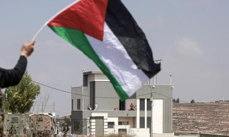 باريس تدعو إلى ضرورة إجراء الانتخابات الفلسطينية في موعدها