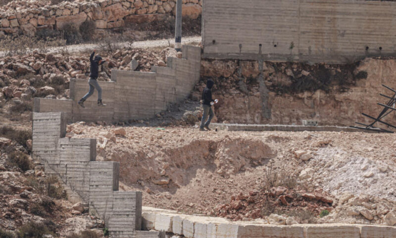 الأمم المتحدة تتهم إسرائيل بتهجير 33 ألف فلسطيني من الضفة الغربية وتحذر من “جرائم ضد الإنسانية وتطهير عرقي”