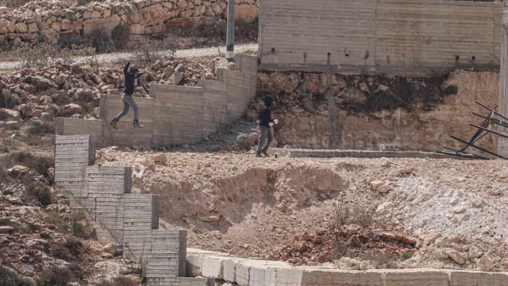 الأمم المتحدة تتهم إسرائيل بتهجير 33 ألف فلسطيني من الضفة الغربية وتحذر من “جرائم ضد الإنسانية وتطهير عرقي”