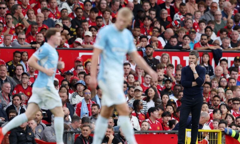 مدرب مانشستر يونايتد يستغرب احتساب هدف هالاند في الديربي