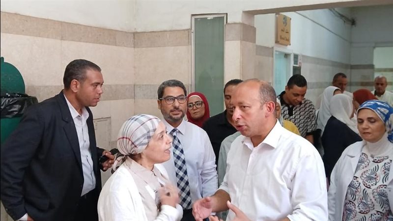عميد قصر العيني يستكمل جولاته التفقدية بالمستشفيات لمتابعة كفاءة الخدمات الطبية