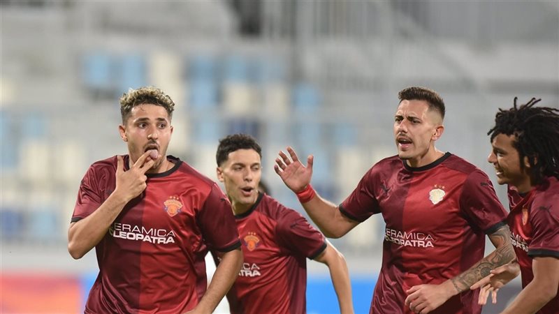 سيراميكا يفوز على البنك الأهلي بثنائية نظيفة ويتصدر الدوري مؤقتا (صور)