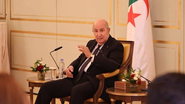 الإعدام في مواجهة النار.. تبون يرفع سقف العقوبة على مشعلي حرائق الغابات
