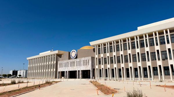 رئيس جامعة بنغازي لـ”سبوتنيك”: “أم الجامعات” تستعيد حياتها من قلب الركام