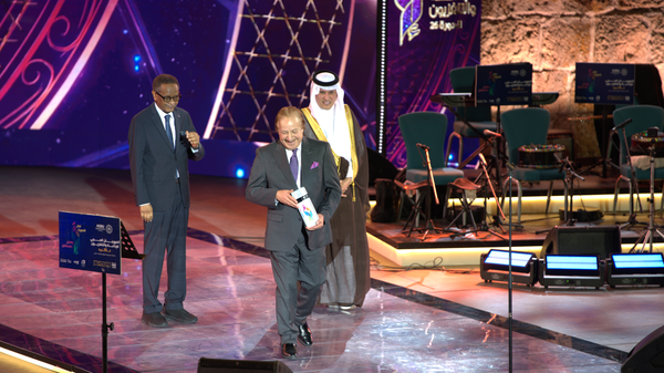 المهرجان العربي للإذاعة والتلفزيون يكرم عددا من الوجوه الفنية والإعلامية العربية