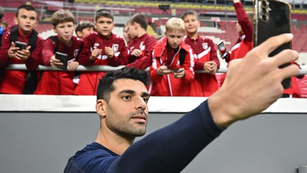 قبل مواجهة روسيا.. منتخب إيران يجري مرانه الأخير في قازان
