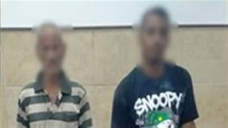 ادفع عشان تركن، فيديو أمام مول بدمنهور يقود الأمن لضبط منادي سيارات بدون ترخيص