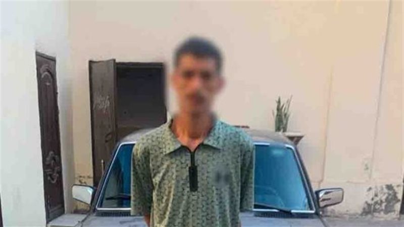 قائد سيارة ملاكي يدهس أسرة تستقل دراجة نارية في بورسعيد ويفر هاربا