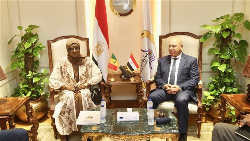 وزير النقل يبحث مع وفد سنغالي إطلاق خط بحري بين الإسكندرية وداكار