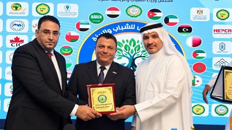 سكرتير عام البحر الأحمر يشهد ختام المنتدى الشبابي الرابع عشر للبيئة الساحلية بالغردقة