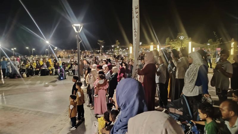 محافظ قنا يشيد بفعاليات “ليالي قنا الثقافية” وتحويل الكورنيش إلى متنفس ثقافي وإبداعي