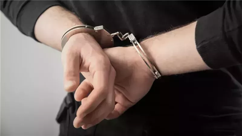 بسبب الدهب والفلوس، حكاية عجوز بولاق التي قتلت أمام ابنتها على يد عاطلين ارتديا ملابس حريمي ونقابا
