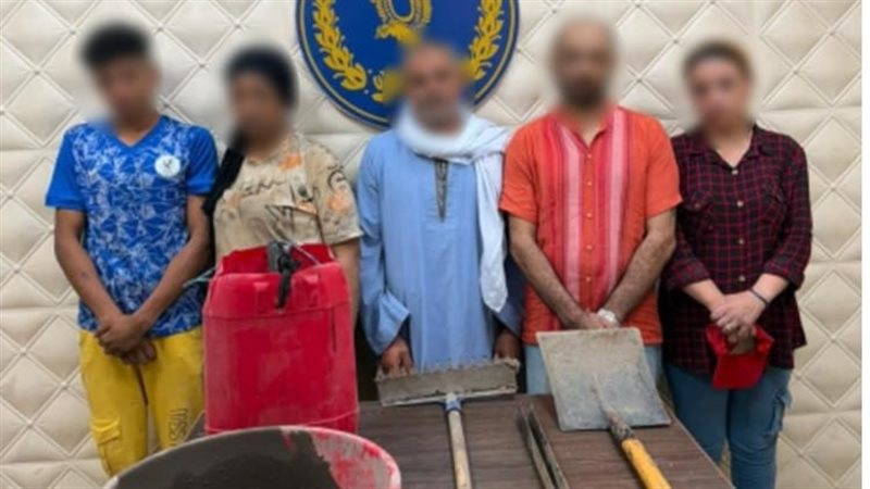 سقوط 5 أشخاص في قبضة الأمن أثناء البحث عن كنز أثري بالسيدة زينب