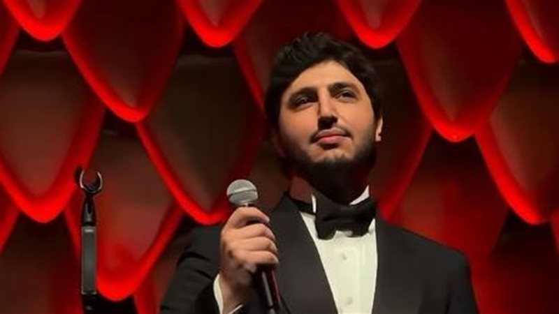 محمد فضل شاكري يتألق خلال حفل القاهرة (فيديو)