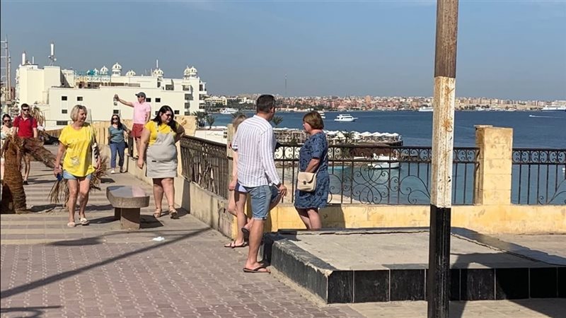 انتعاش سياحي بالغردقة: نسب الإشغال 90% وإقبال كبير على مراكز الغطس