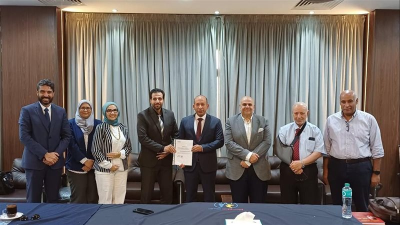 تجديد شهادتي الأيزو لكلية طب قصر العيني وفق المعايير الدولية للجودة